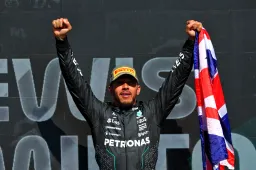 'Mercedes will take a lot more victories in 2024' says ex-World Champion
