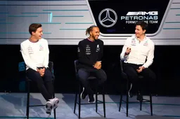 Hamilton over kracht van Mercedes: 'Daarom hebben wij meer wereldtitels'