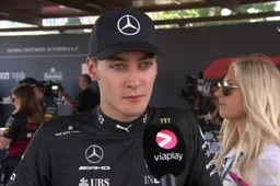 Russell wijst op Ferrari's fout: 'Wij hebben een betrouwbare motor gebouwd'