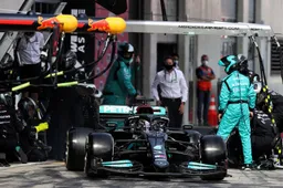 Hamilton calls for "all hands on deck" at Mercedes following Austrian GP