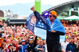 Alonso wilde niet het voorbeeld van Schumacher en Raikkonen volgen