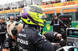 Schumacher: 'Hamilton moet toegeven dat Russell op dit moment beter is'