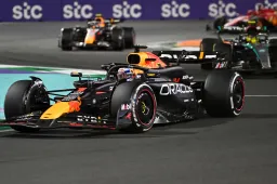 Verstappen vernedert concurrentie wederom, heldenrol weggelegd voor Bearman