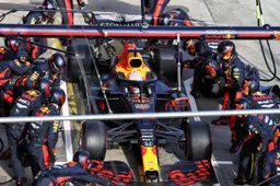 Verstappen fastest lap and also the fastest in the pit lane