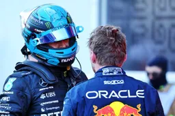 Verstappen ataca: 'Es difícil para Mercedes no golpear a Red Bull'