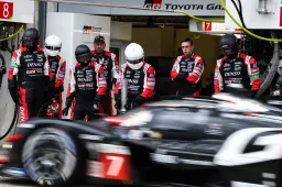 Spanning aan de kop in Le Mans blijft, nog niets beslist bij hypercars