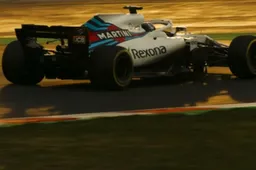 Williams running problematic rear wing from Silverstone