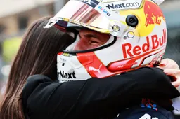 Verstappen reassures mechanics: "They were a bit nervous"