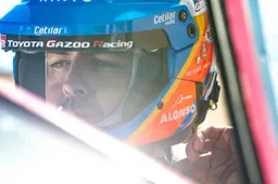 Alonso returns to 'boring' F1: "You know in advance who wins"