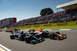 Webber on clash Verstappen and Hamilton: 'Bring on more of it'