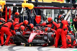 Albers wordt moedeloos van Ferrari: 'Zich laten forceren door Red Bull'