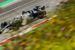 Gasly angry at Ferrari: 'Can't even look in your mirrors'