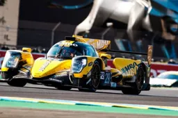 24 uur van Le Mans is van start: Bliksemstart Racing Team Nederland