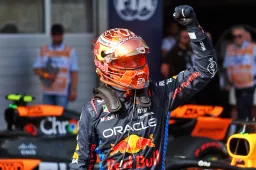 Verstappen destruye las esperanzas del resto en una exhibición dominante en Austria