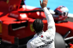 Hamilton pakt pole position, ondanks dat hij bijna controle over de auto verloor