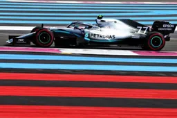 Bottas pips Hamilton in FP3 while Ferrari slips away