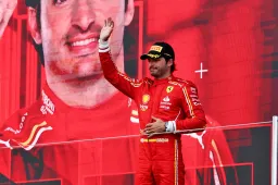 Sainz, orgulloso de Ferrari: "Me hace disfrutar más las carreras"
