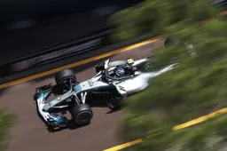 Mercedes: "Het wordt moeilijk om maar één keer te stoppen"