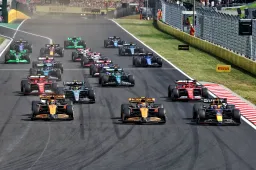 Volledige uitslag GP Hongarije | Piastri pakt eerste zege, Verstappen P5