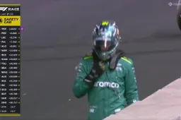 Stroll crashes into the wall in Jeddah and causes safety car