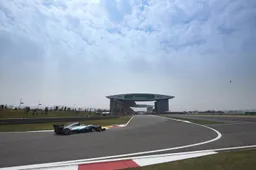 Uitslag kwalificatie: Hamilton pakt pole, Vettel tweede!