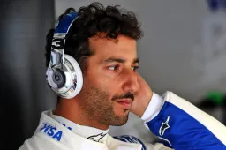 Ricciardo furioso dopo l'incidente con Stroll: 'F*** quel ragazzo'