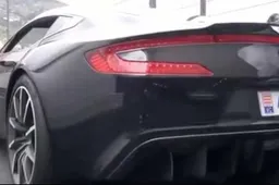 Video: Is dit de Aston Martin van Verstappen? Update: Helaas niet