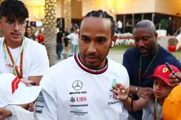 Hamilton critica a Arabia Saudí: "Ojalá todos vuelvan sanos y salvos