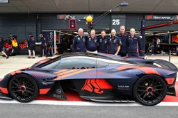 Voormalig CEO Aston Martin over Valkyrie: "Verstappen was er ook bij betrokken"