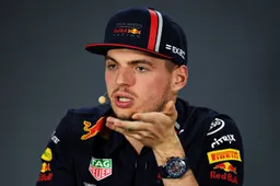 Verstappen nuchter: "Meer motoren gebruiken kwam vanwege updates, niet slijtage"