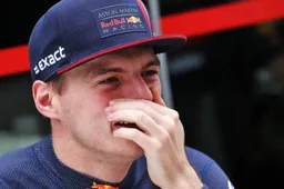 F1 Social Stint | Verstappen speelt Call of Duty maar bakt er niets van