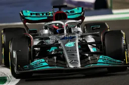 Mercedes heeft hoop voor de race: 'Auto zag er beter uit in de longruns'