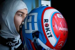 George Russell optimistisch: ''Achteraan rijden heeft ook voordelen''