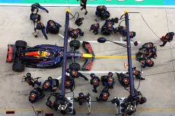 Red Bull deixa o mundo da F1 surpreso após pit stops fenomenais na China