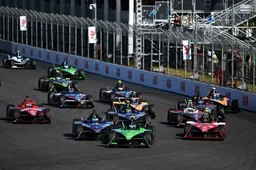 Het gaat wéér mis tijdens ePrix Rome: Evans belandt op Cassidy