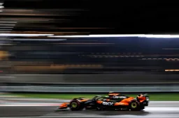 Norris takes pole in Abu Dhabi as disaster strikes for Leclerc and Hamilton