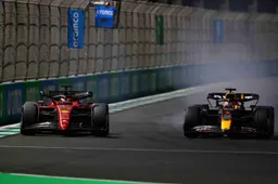 Verstappen verslaat Leclerc na fantastisch gevecht: "Was heel zwaar"