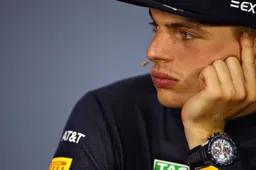 Max Verstappen aanwezig bij persconferentie in Abu Dhabi