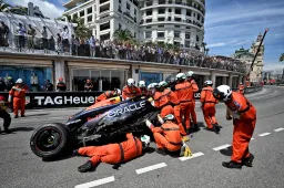 Fotógrafo al hospital tras accidente Magnussen-Pérez-Hulkenberg