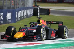 Welke coureurs behoren tot het Red Bull Junior Team?