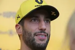 Leclerc neemt slapende Ricciardo te grazen tijdens terugvlucht