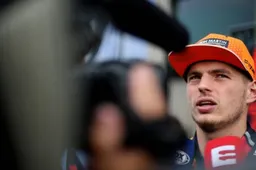 Watch: Max Verstappen loses front wing on opening lap of Italian GP