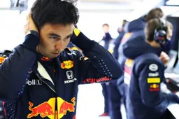 VIDEO: Perez raast over Silverstone in de Red Bull