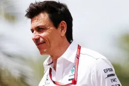Wolff wants to 'give Schumacher time'