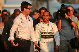 Hamilton trots op Mercedes: 'Zij hebben tijd genomen om mijn passie te begrijpen'