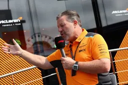Brown diz que contrataria Verstappen: "Pode vir se houver uma vaga"