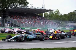 Uitslag Grand Prix van Canada: Hamilton wint, Verstappen valt uit