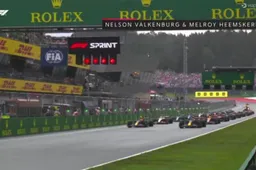 Enorm fel duel tussen Verstappen en Perez in openingsronde sprintrace