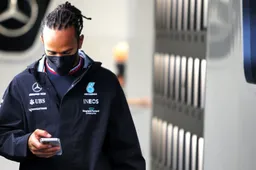 Hamilton uit dankbaarheid: 'Dát zal ik nooit vergeten'