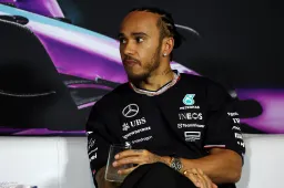 Mercedes blâme le vent pour son manque soudain de rythme en qualification